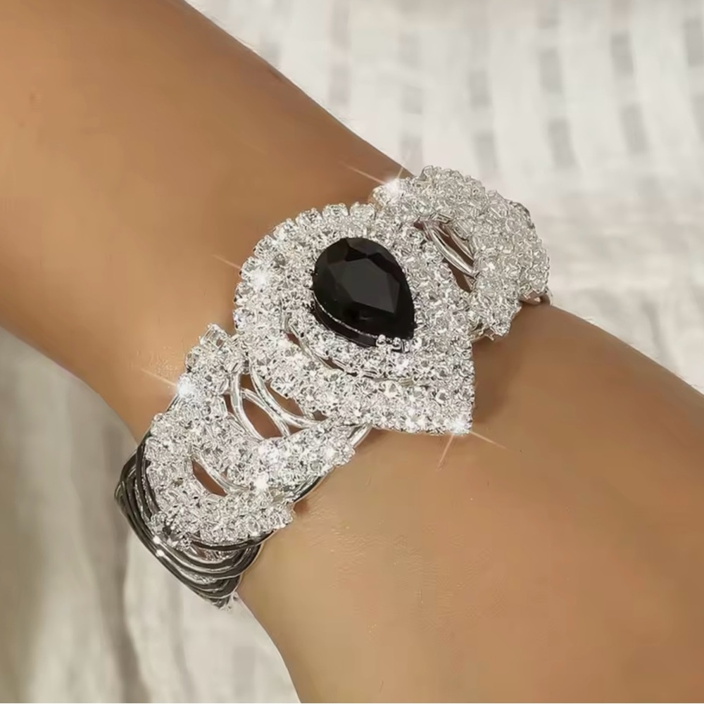Elegant Silver and Black Women's‎ Bracelet
